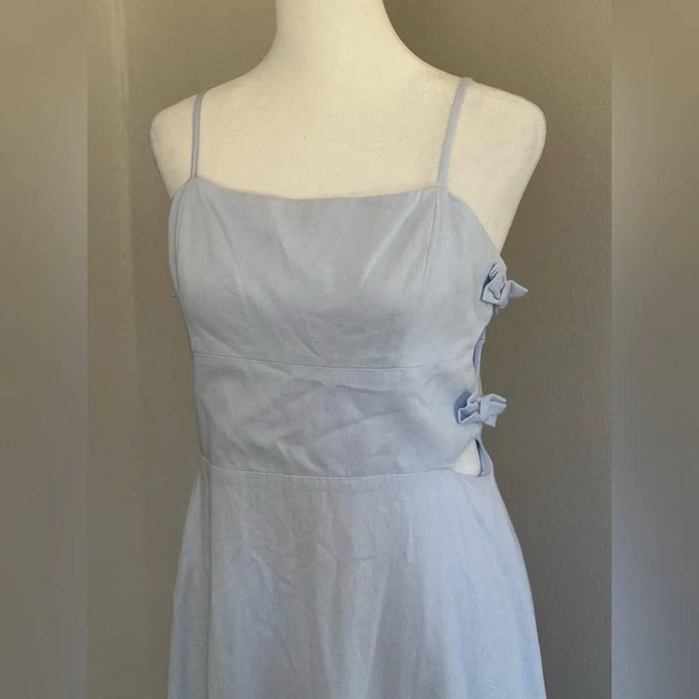 Wayf Women’s Sleeveless Linen Light Blue Midi Dress - Picture 4 of 5